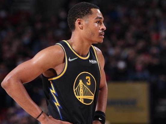 必赢-勇士憾负 在太阳防守组头上摘走38分普尔没输